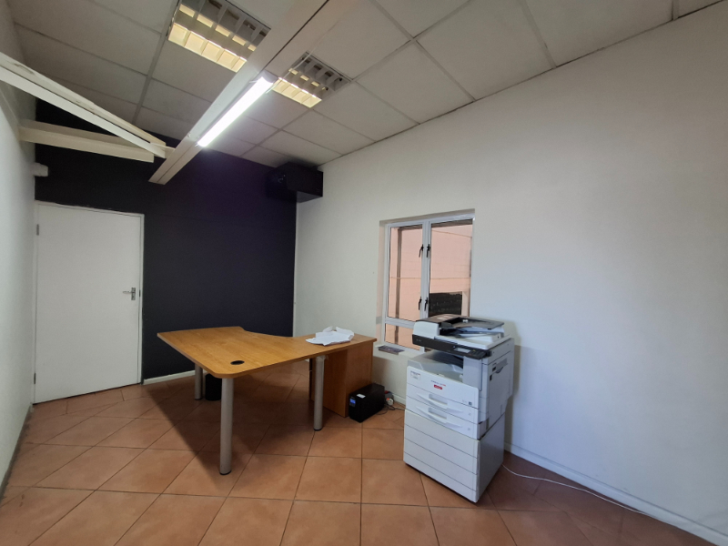 To Let commercial Property for Rent in Maitland Western Cape